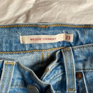 Levi’s wedgie straight jeans